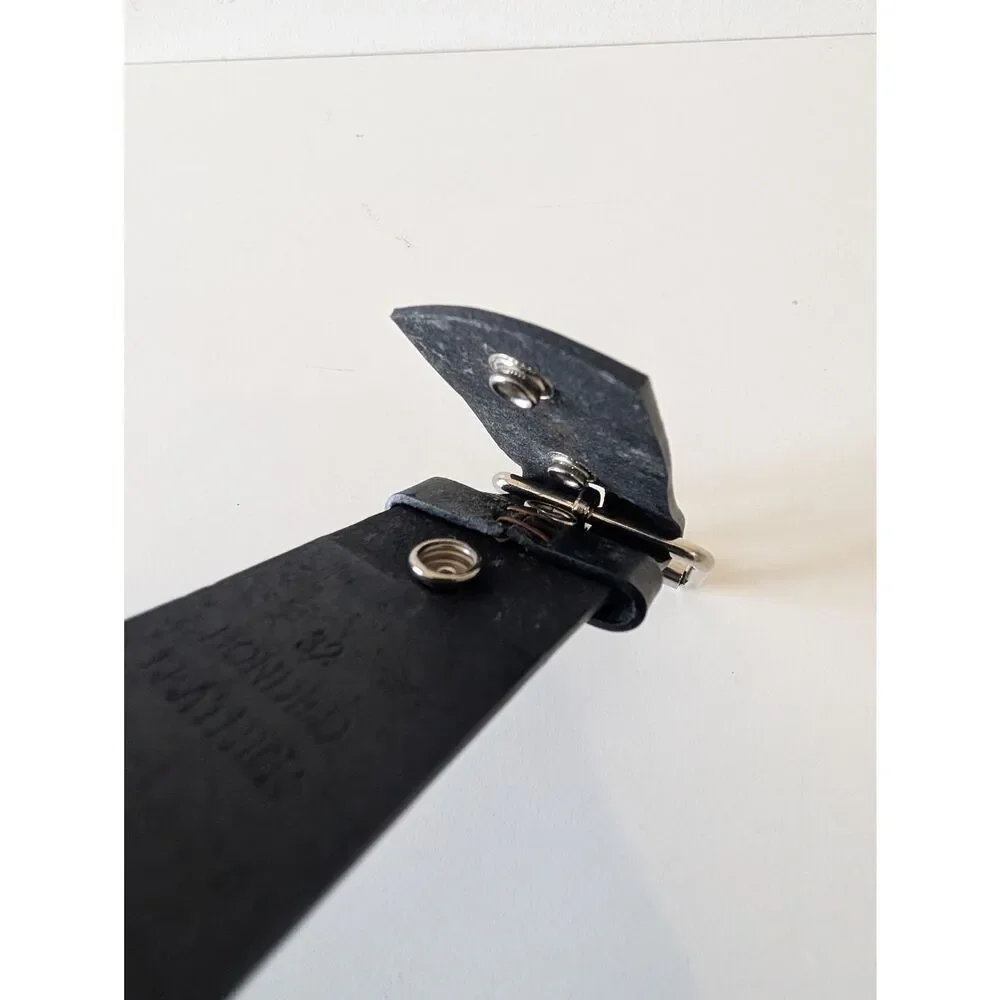 HOT TOPIC Black Triple Pyramid Studded Bonded Leather Belt Sz M 31-32